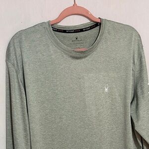 Spyder Rash Guard Light Gray Long Sleeve Tee, Size L, NWT, MAKE AN OFFER!!!